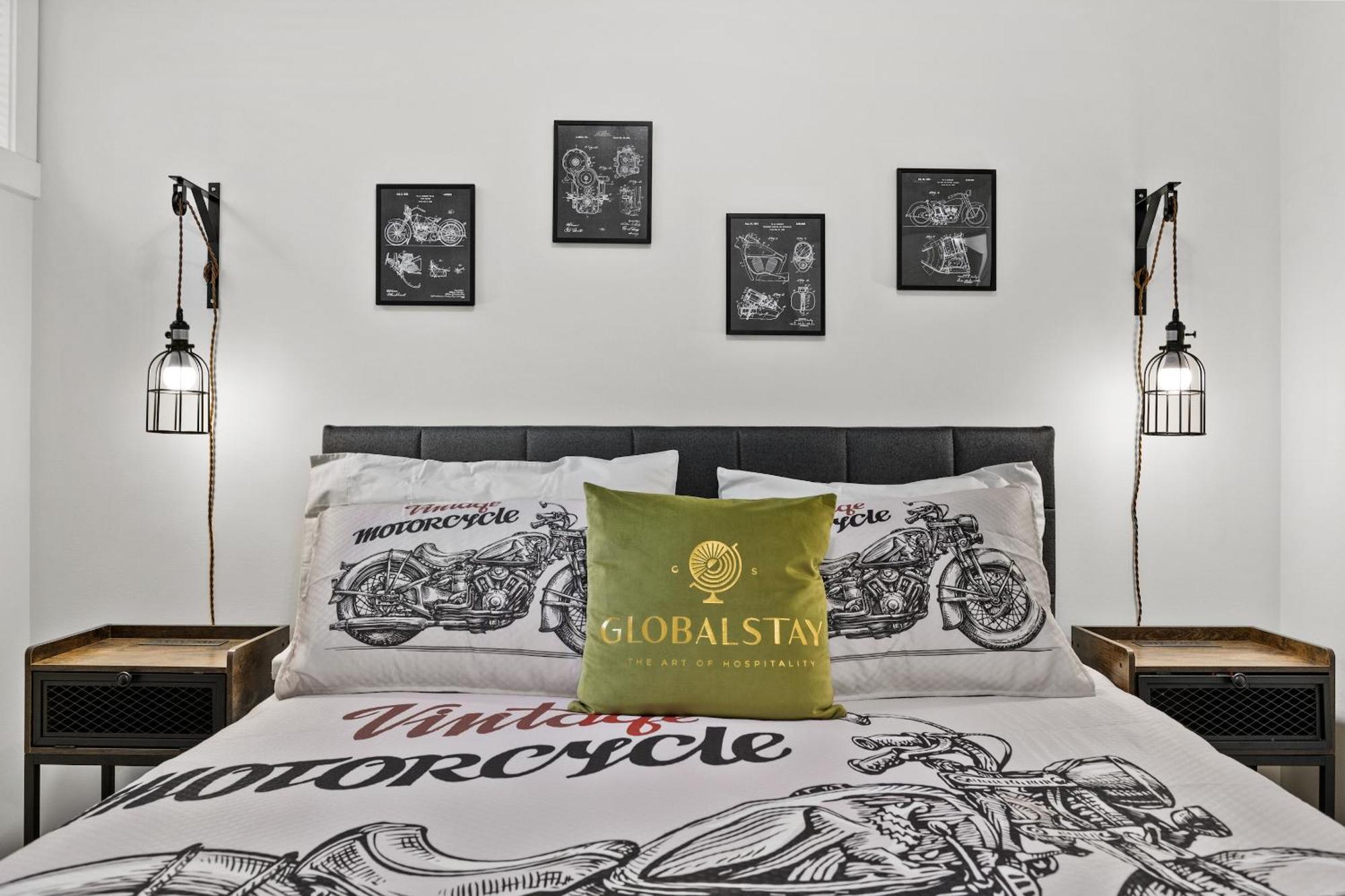 Globalstay New Apartments In Cranbrook Free Street Parking YYC المظهر الخارجي الصورة